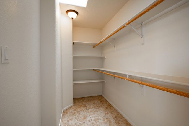 6 Serrania Drive, Edgewood, NM 87015