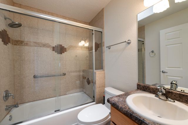 6 Serrania Drive, Edgewood, NM 87015