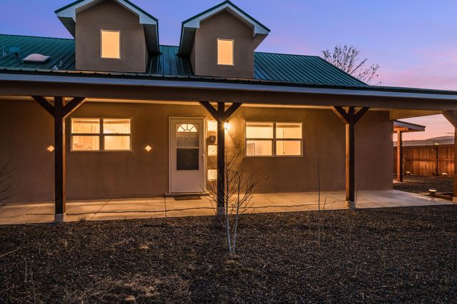 6 Serrania Drive, Edgewood, NM 87015