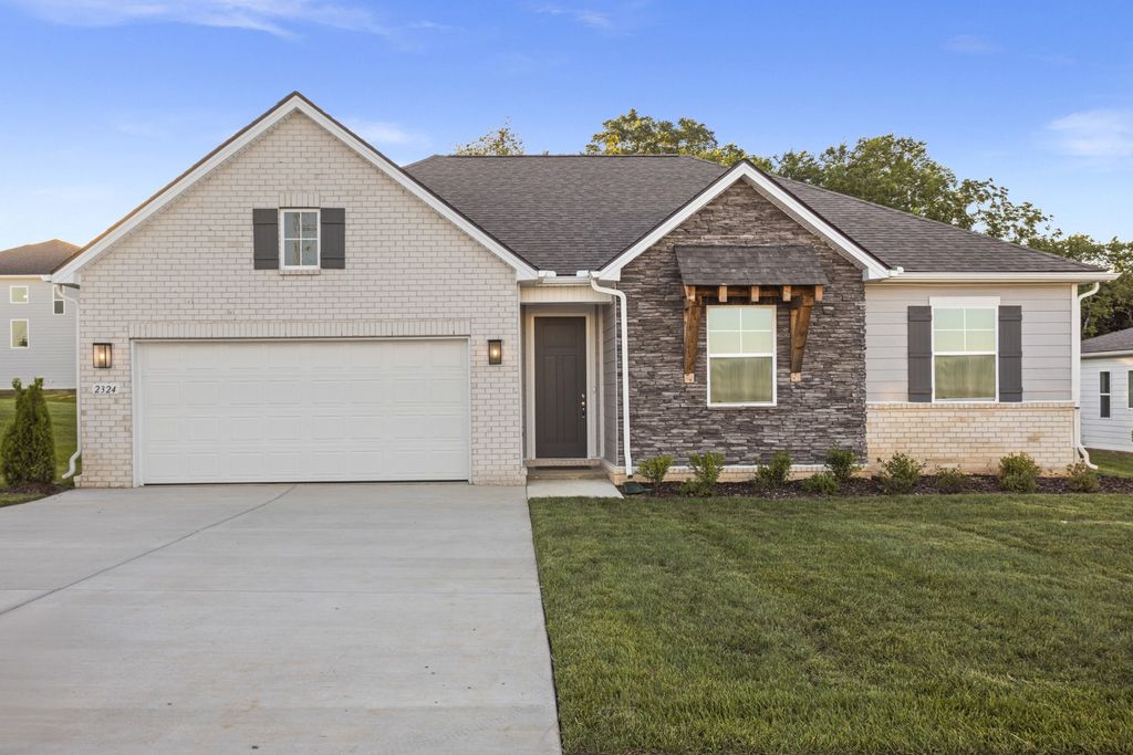 2324 Williamsport Landing, Columbia, TN 38401