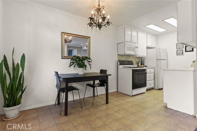 11578 Wyoming 103, Los Angeles, CA 90025