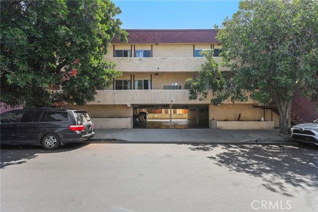 11578 Wyoming 103, Los Angeles, CA 90025
