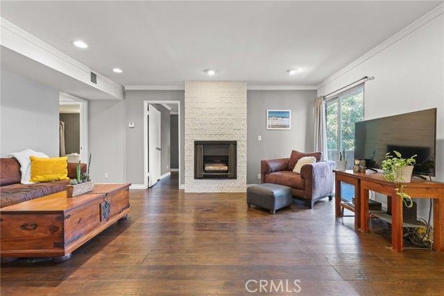 11578 Wyoming 103, Los Angeles, CA 90025