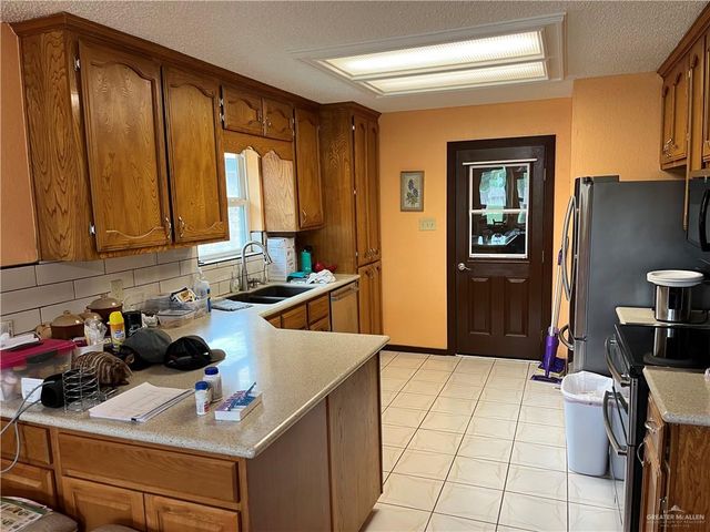 304 Diana Drive, Alamo, TX 78516