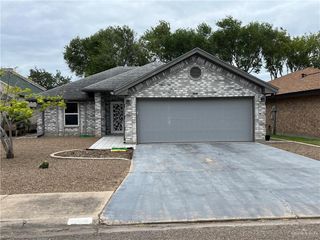 304 Diana Drive, Alamo, TX 78516