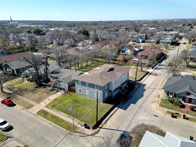 405 W Capps Street, Fort Worth, TX 76110