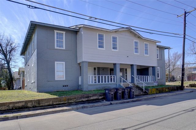 405 W Capps Street, Fort Worth, TX 76110
