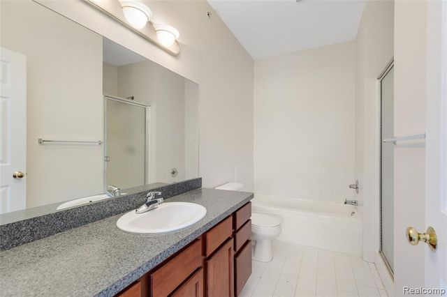 41582 Hamlet Lane 68, Novi, MI 48375