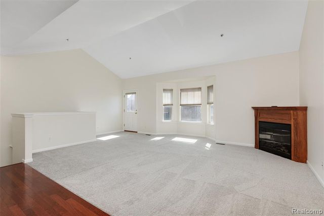 41582 Hamlet Lane 68, Novi, MI 48375