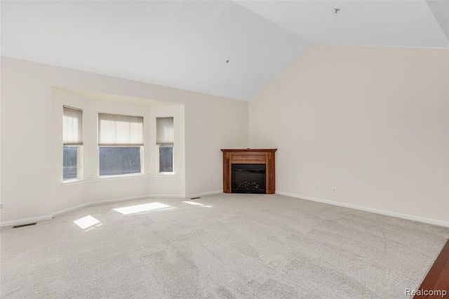 41582 Hamlet Lane 68, Novi, MI 48375