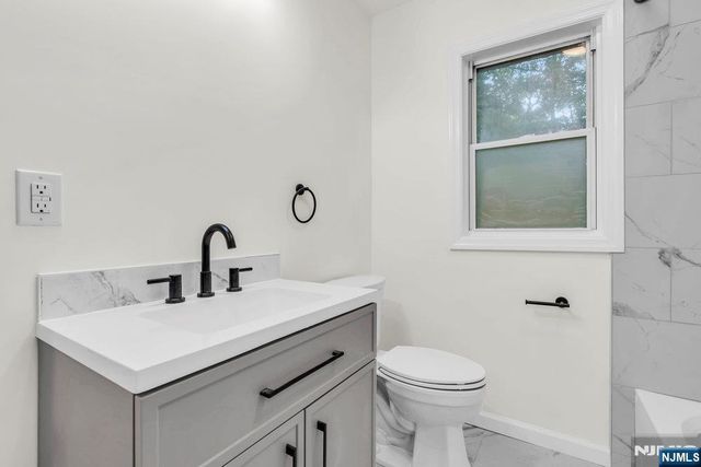 55 Orchard Drive, Vernon, NJ 07462