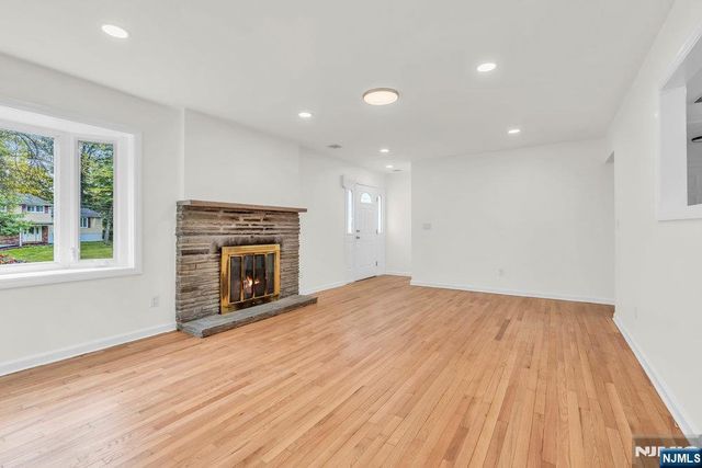 55 Orchard Drive, Vernon, NJ 07462