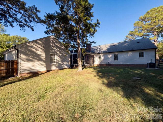 4704 Benridge Lane, Charlotte, NC 28226