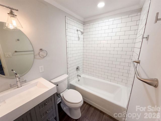 4704 Benridge Lane, Charlotte, NC 28226