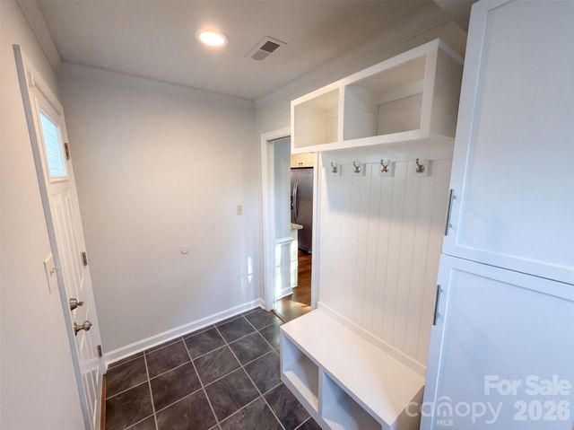 4704 Benridge Lane, Charlotte, NC 28226