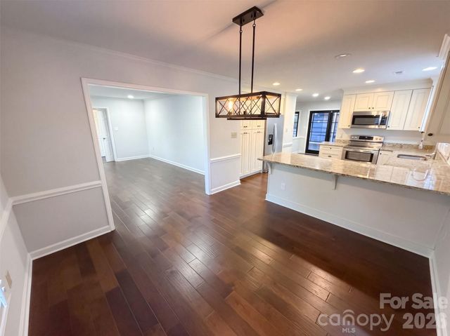 4704 Benridge Lane, Charlotte, NC 28226