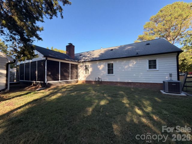 4704 Benridge Lane, Charlotte, NC 28226