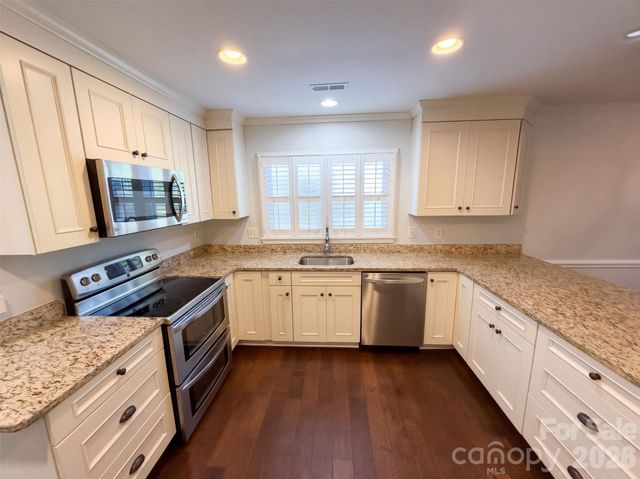 4704 Benridge Lane, Charlotte, NC 28226