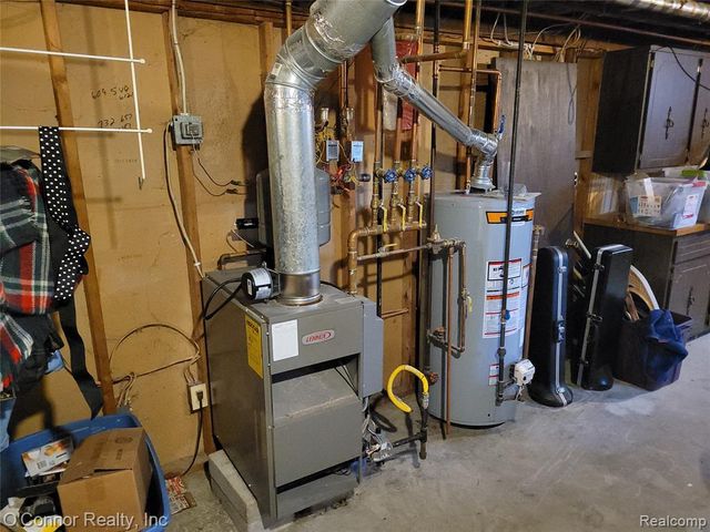 459 Michigan Avenue, Marysville, MI 48040