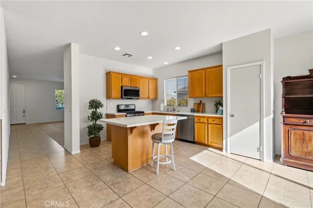 31619 Umbria Lane, Winchester, CA 92596