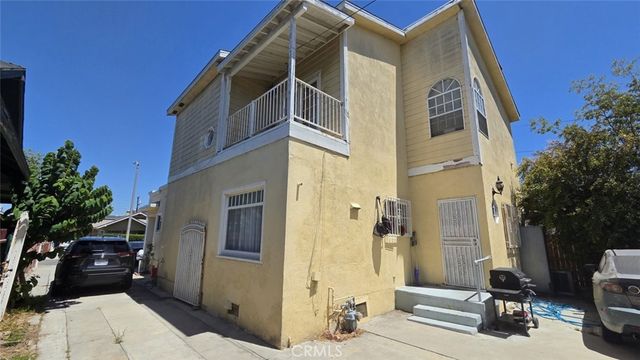 1326 E 9th Street, Long Beach, CA 90813