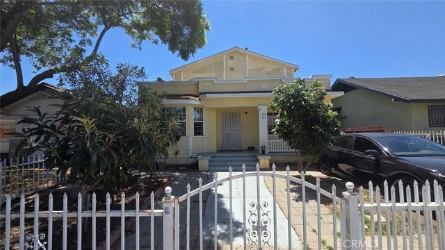 1326 E 9th Street, Long Beach, CA 90813