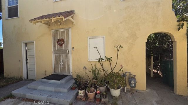 1326 E 9th Street, Long Beach, CA 90813