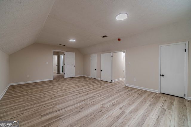 380 Cardigan Circle SW, Lilburn, GA 30047