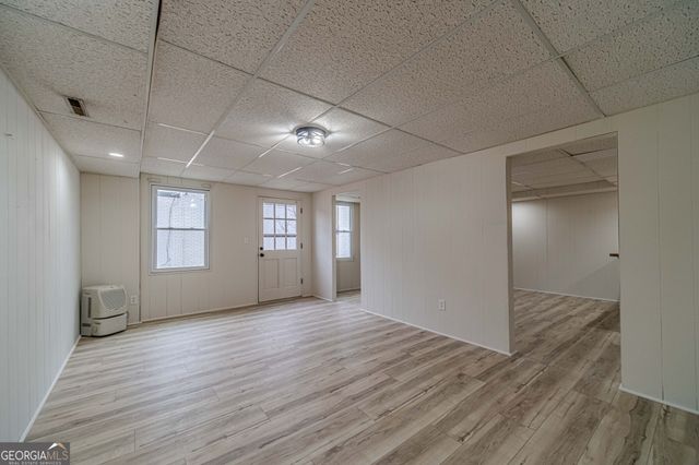 380 Cardigan Circle SW, Lilburn, GA 30047