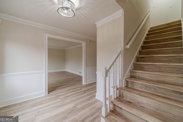 380 Cardigan Circle SW, Lilburn, GA 30047