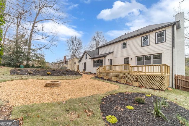 380 Cardigan Circle SW, Lilburn, GA 30047