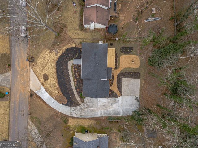 380 Cardigan Circle SW, Lilburn, GA 30047