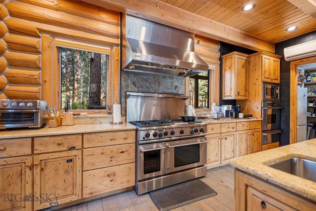 Address unavailable. photo 27