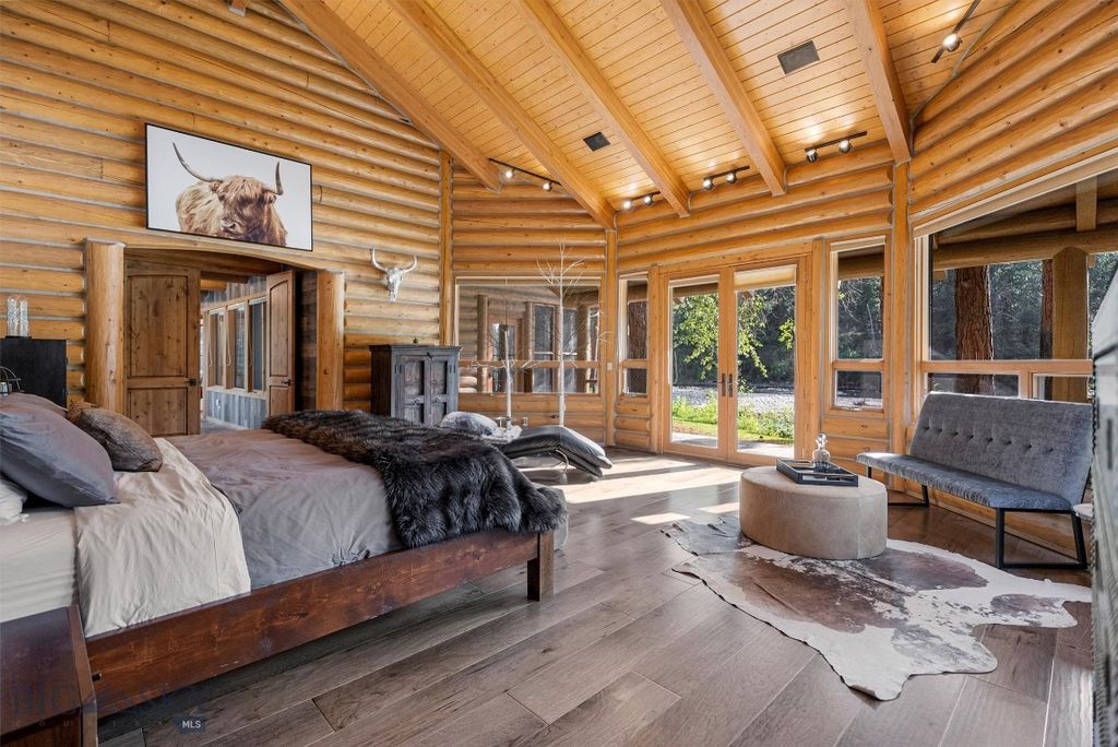 Address unavailable. photo 32