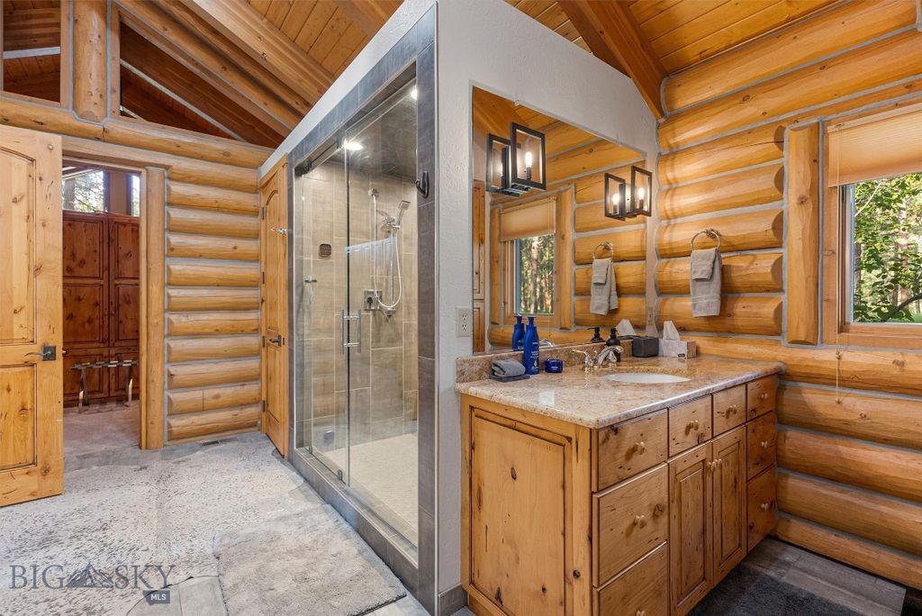 Address unavailable. photo 34