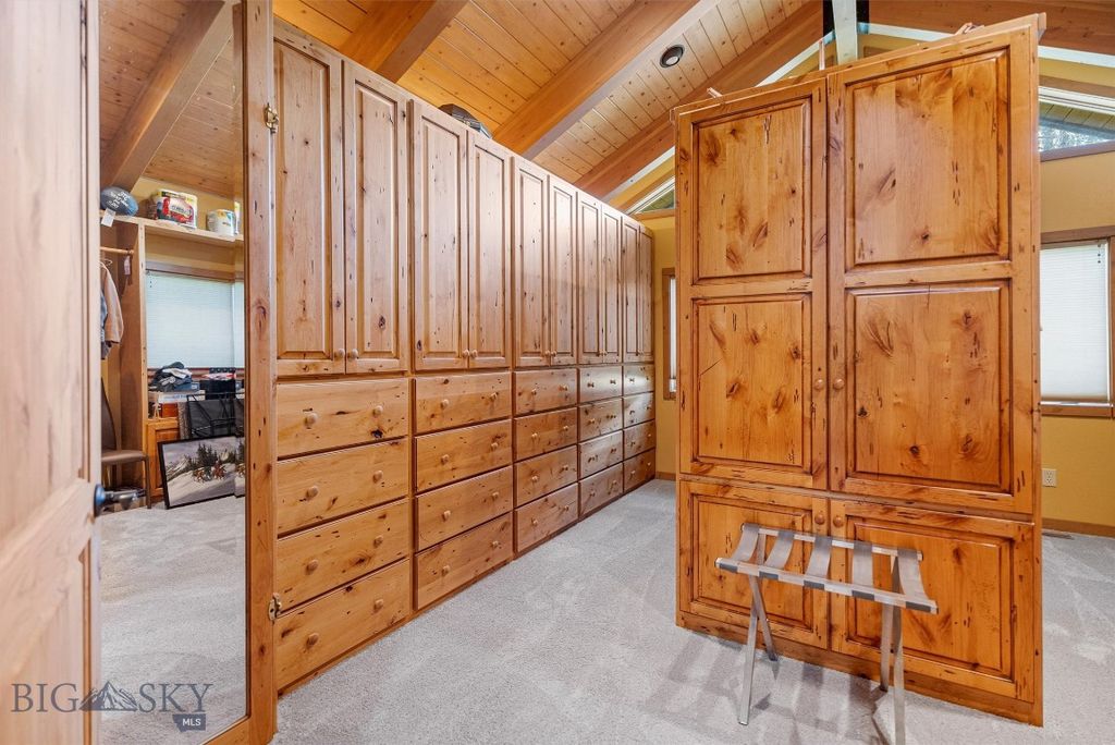 Address unavailable. photo 36