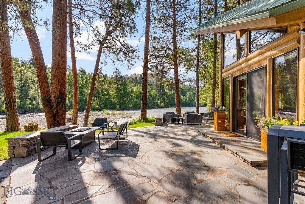 Address unavailable. photo 58