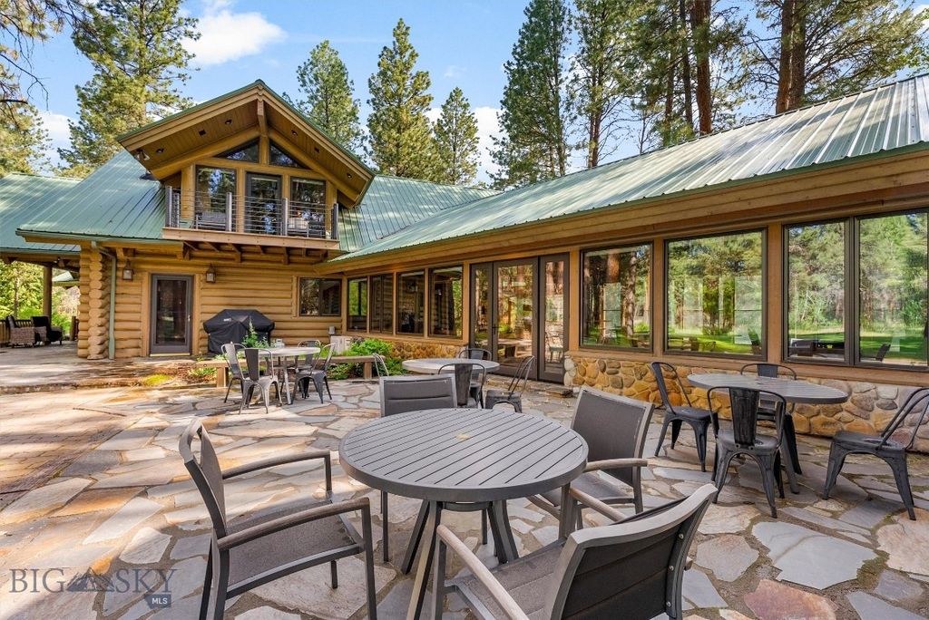 Address unavailable. photo 62