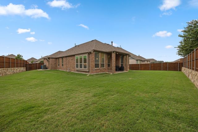 3912 Primrose Drive, Aubrey, TX 76227