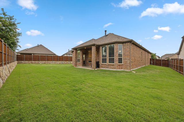 3912 Primrose Drive, Aubrey, TX 76227