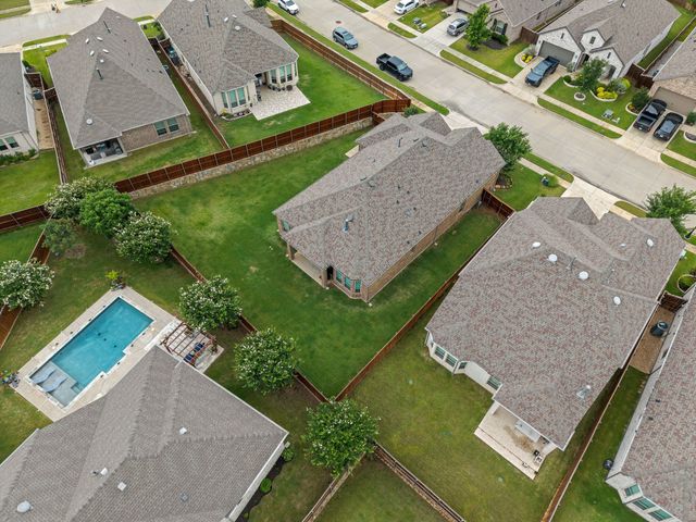 3912 Primrose Drive, Aubrey, TX 76227