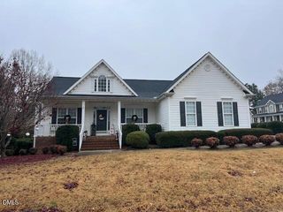 501 Sarazen Drive, Clayton, NC 27527