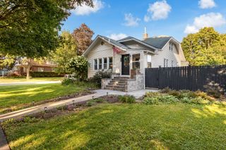 189 1st Street, Crystal Lake, IL 60014