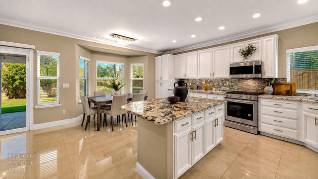 3934 Sterling Oaks Dr, Turlock, CA 95382