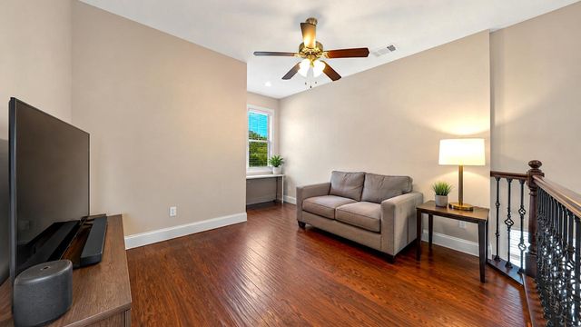 3934 Sterling Oaks Dr, Turlock, CA 95382