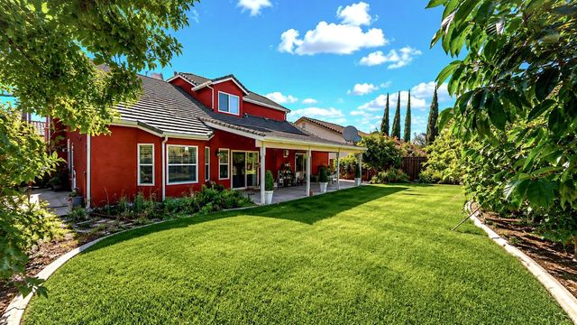 3934 Sterling Oaks Dr, Turlock, CA 95382
