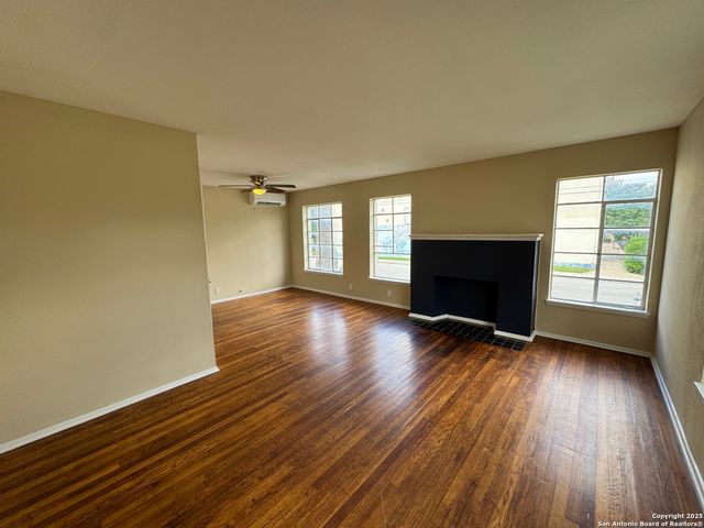944 W Huisache Ave Apt 2, San Antonio, TX 78201