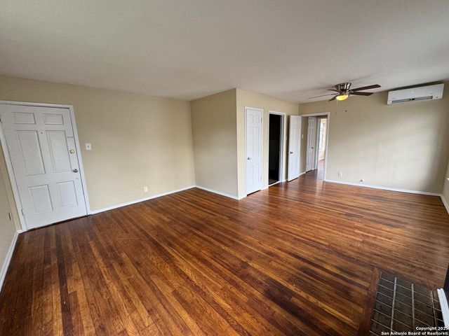 944 W Huisache Ave Apt 2, San Antonio, TX 78201