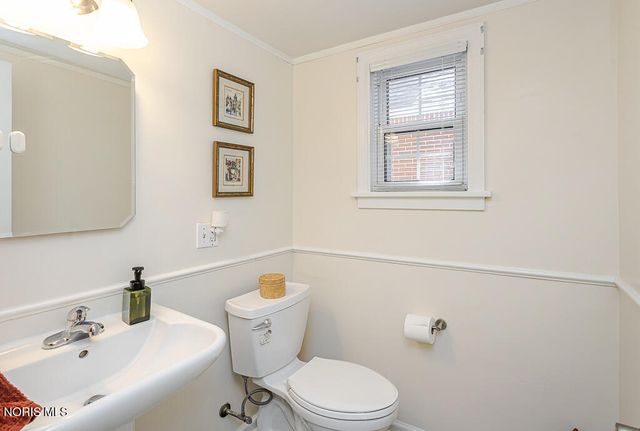 4337 Beverly Drive, Toledo, OH 43614