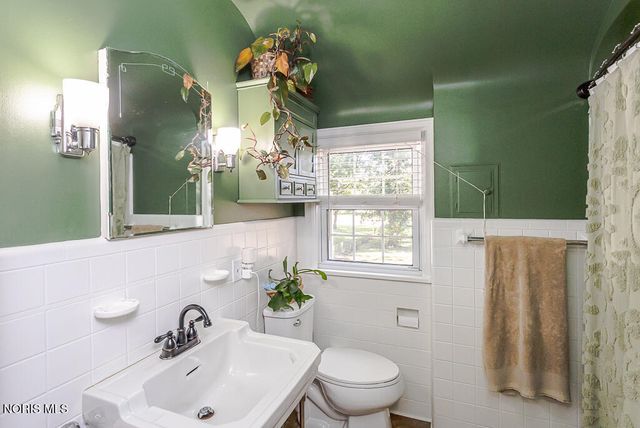 4337 Beverly Drive, Toledo, OH 43614